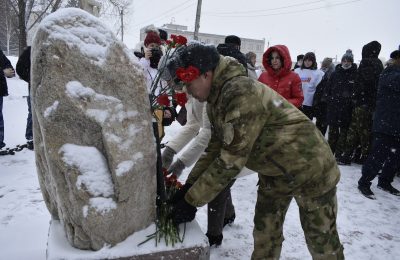 Память погибших солдат почтили в Чулыме 15 февраля