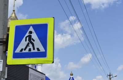 Госавтоинспекторы Чулымского района просят водителей быть внимательными на пешеходных переходах