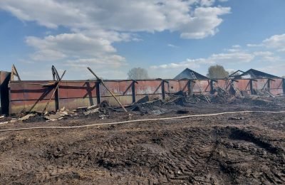 Помещение склада сгорело в Михайловке из-за перехлёста проводов