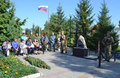 Имена чулымских солдат, погибших на Донбассе, занесены на мемориал в парке Победы.