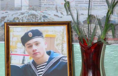 В посёлке Кузнецкий простились с добровольцем, погибшим на Донбассе