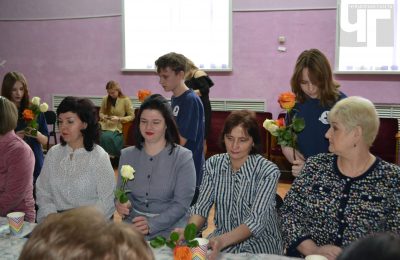Предпраздничная встреча с матерями и женами мобилизованных состоялась в Молодежном центре