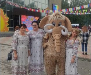 Артисты Чикманского КДЦ приняли участие в «Камышенской» ярмарке