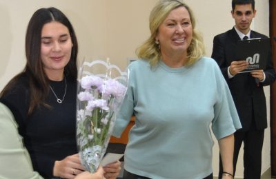 С первенцами поздравили молодых мам представители “Единой России” в Чулымском районе