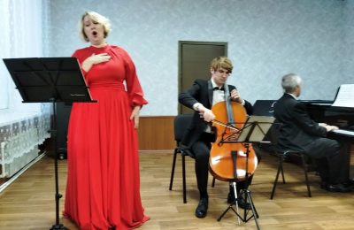 Артисты новосибирской филармонии дали концерт в Чулыме