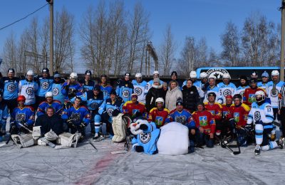 Хоккейный клуб “Сибирь” провёл выставочную игру в Чулыме