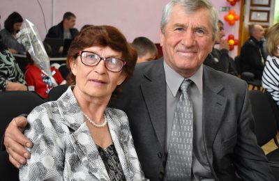 Супругов из Кокошино наградили за активную жизненную позицию