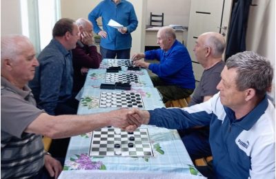 Турнир по шашкам провели в тире «Пневматикс»