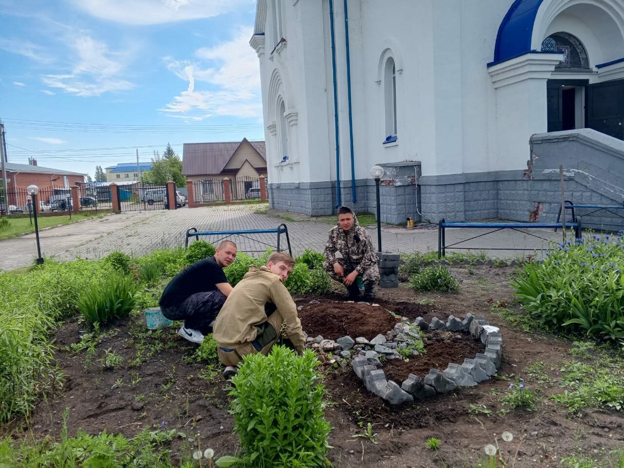 Спасибо кадетам: прихожане благодарят за помощь в благоустройстве  православный клуб 