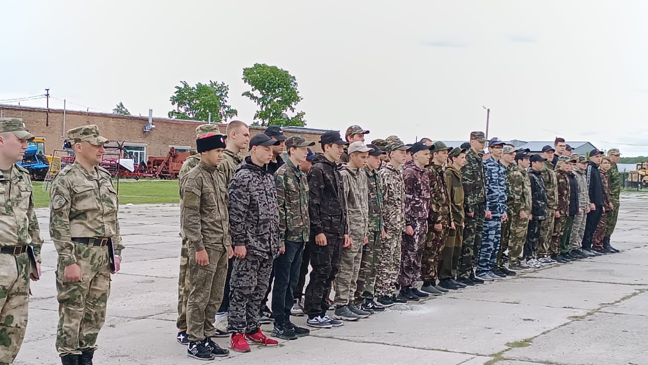 На сборы было призвано