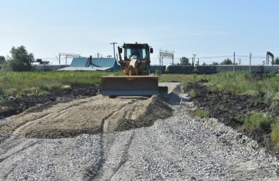 Дороги в северной части Чулыма начали отсыпать щебнем