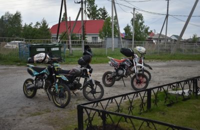Гонки на выживание. Почему подростки в Чулыме катаются на мотоциклах без прав