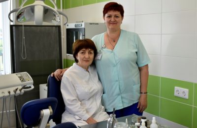 Больше тридцати работают в тандеме врач-стоматолог и медсестра в Чулымской поликлинике