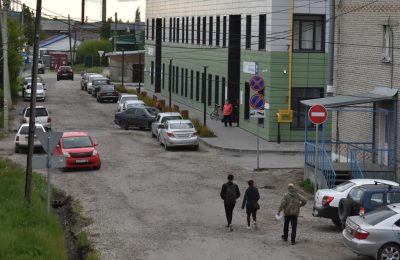 Сотрудники ГАИ выписывали штрафы нарушителям ПДД