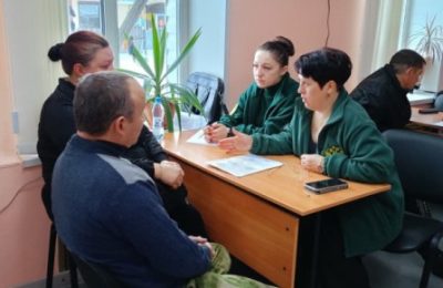 Мобильная бригада проконсультировала родственников солдат