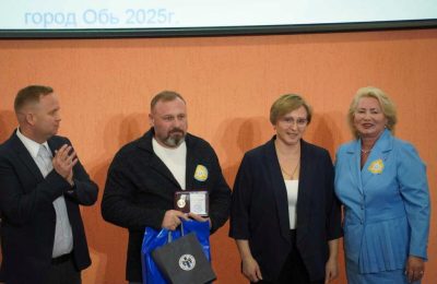 Награду «Достойная семья» вручили супругам из Чулыма