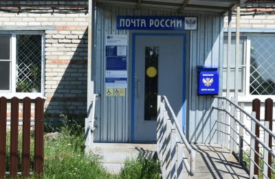 Миллионы писем ежегодно доставляют почтальоны