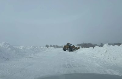 Всем миром боролись со снежными заносами в Чулымском районе