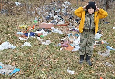 Любить и гадить: чулымцы превращают лес в мусорную свалку