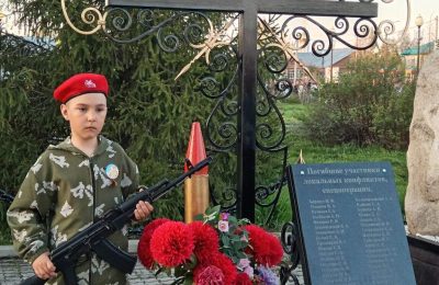 В Чулымском районе открыли второй пилон памятника в парке Победы