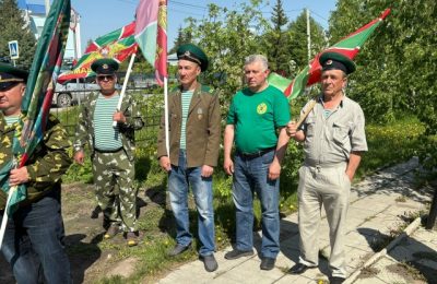 Братство зеленых беретов: в Чулыме отметили День пограничника.