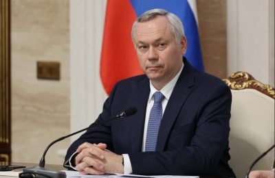 Губернатор Новосибирской области стабильно остается в десятке лидеров рейтинга губернаторов
