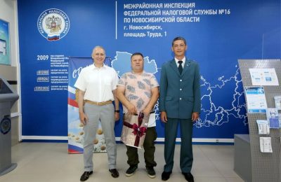 Индивидуальный предприниматель из НСО стал 300-тысячным получателем ключа электронной подписи 