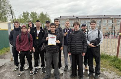В пятёрке лучших на областной Спартакиаде оказалась юношеская команда первой школы