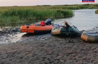 Ночь в камышах провела семья из Барабинского района