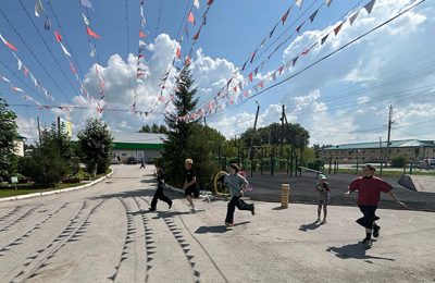 На базе Молодежного центра прошел дворовый фестиваль «Летние забавы»