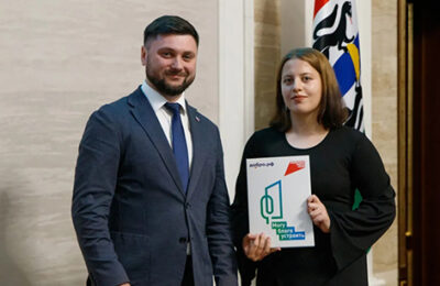 В Правительстве Новосибирской области отметили лучших волонтёров голосования за объекты благоустройства